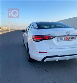 نيسان سنترا